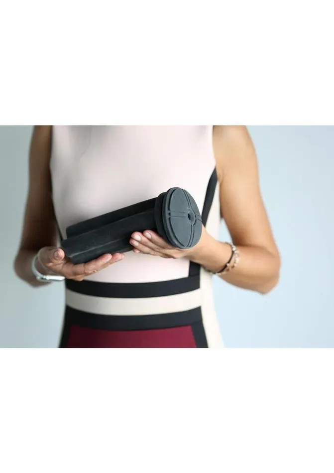 Kiiroo Male Sex Toys Kiiroo Titan Sleeve Kiiroo Male Sex Toys Kiiroo Titan Sleeve